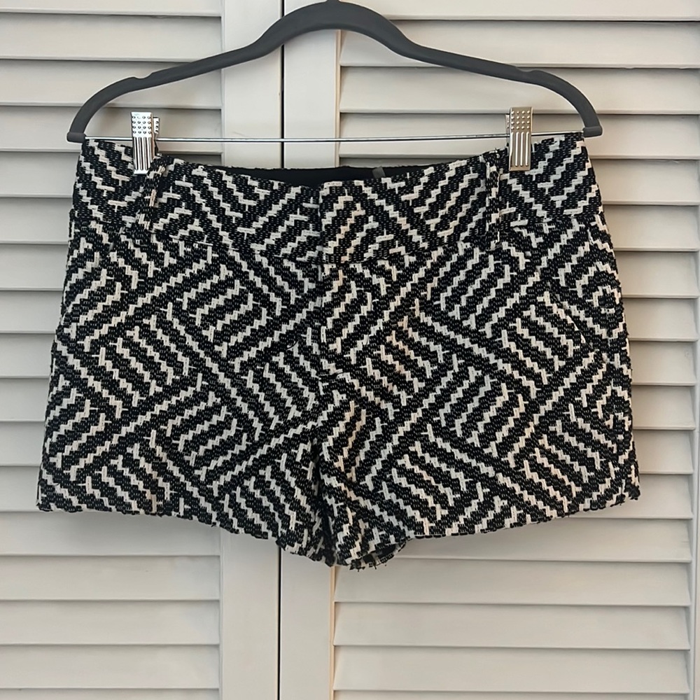 Alice & Olivia Cady Short black/white Size 6 NWT